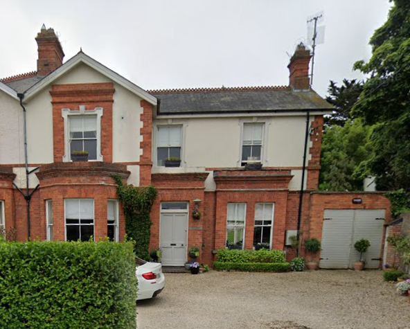 A photograph of 'Ardlui' on the Dungriffin Road in Howth, Dublin